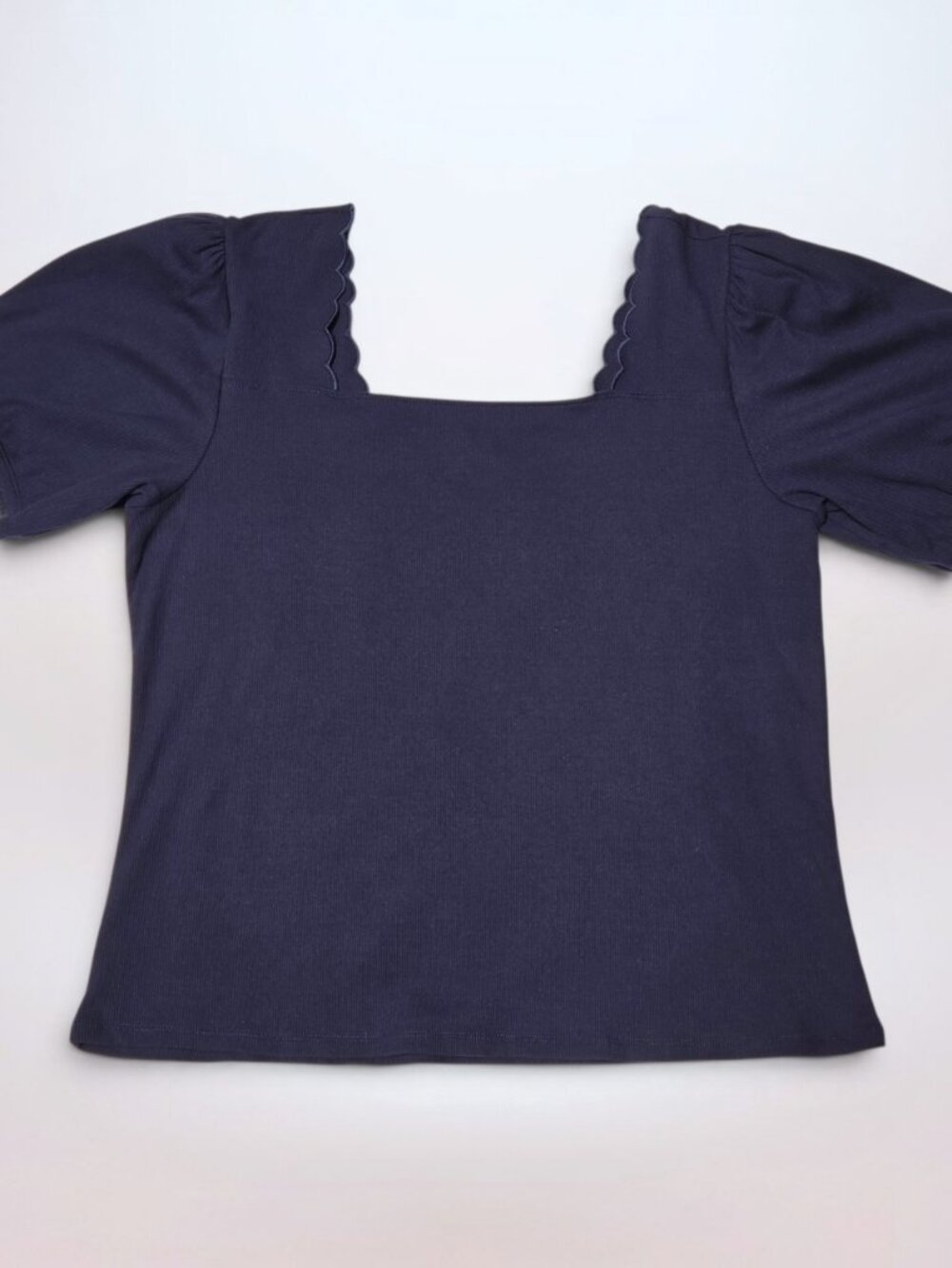 Belle Isle Torrid Navy Scallop Neck Puff Sleeve Top (Size 3X)